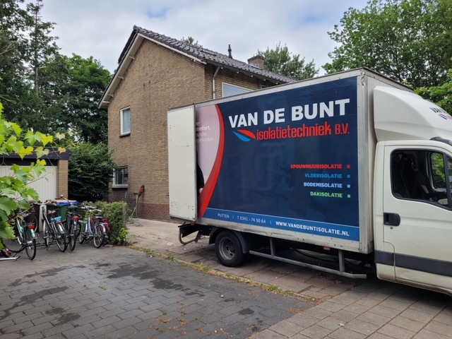 Vrachtwagen_Van_de_bunt_installatietechniek